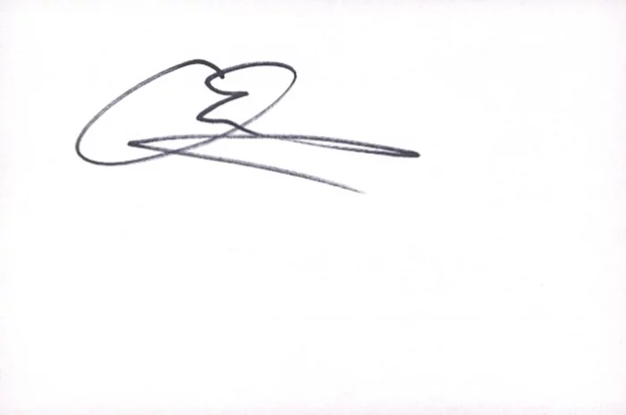 Omar Benson Miller autograph