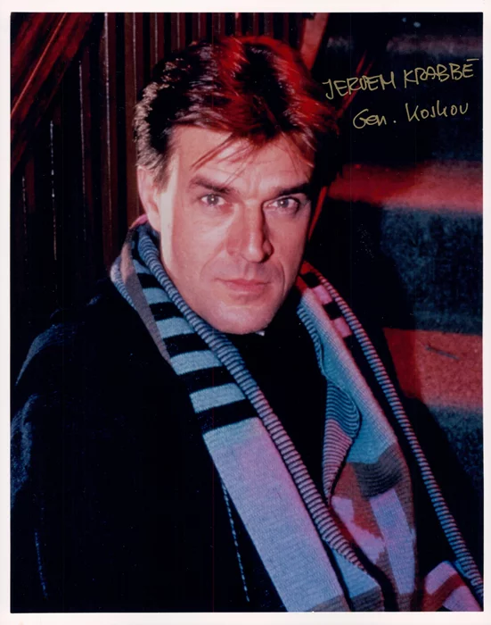 Jeroen Krabb� autograph