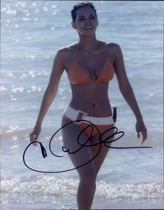Halle Berry autograph