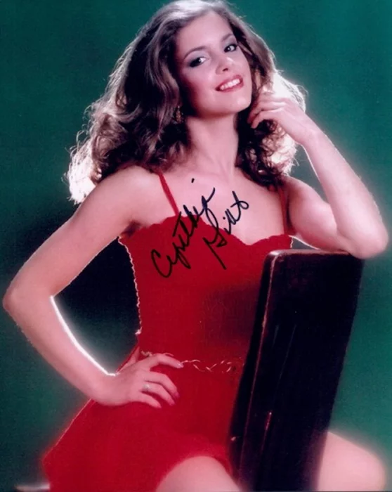 Cynthia Gibb autograph