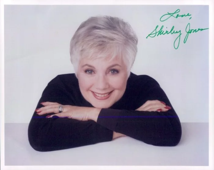 Shirley Jones autograph