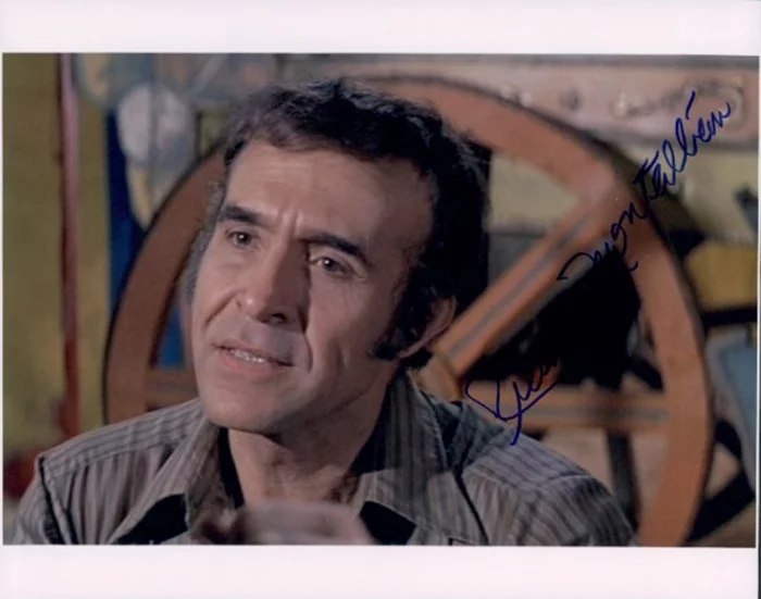 Ricardo Montalban autograph