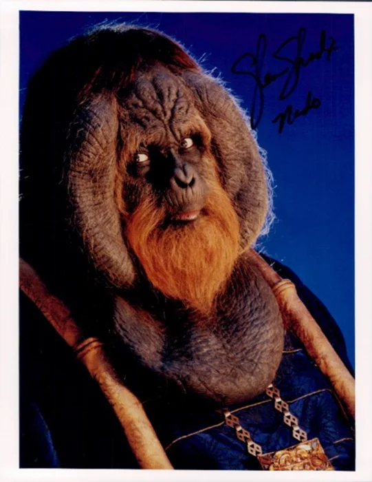 Glenn Shadix autograph