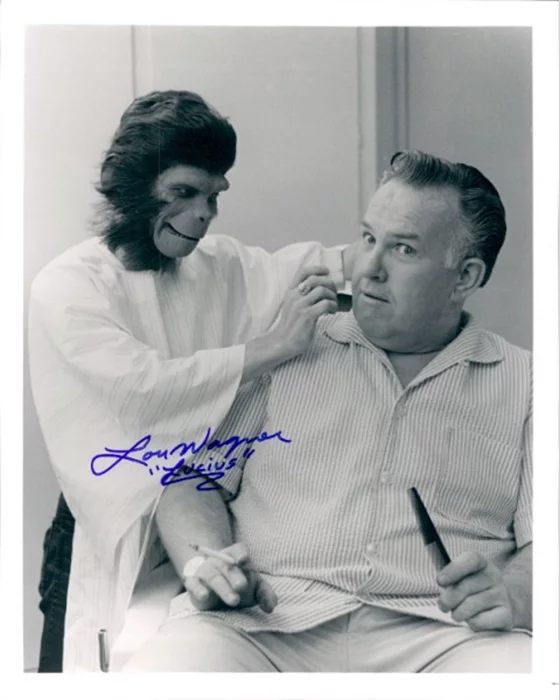 Lou Wagner autograph