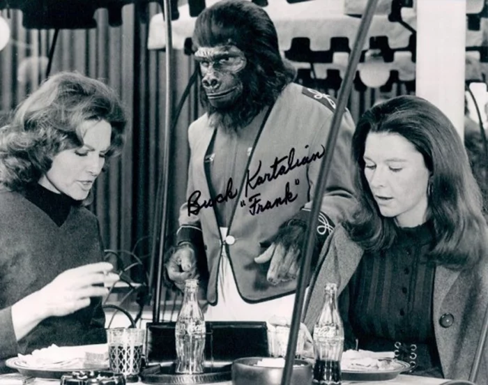 Buck Kartalian autograph