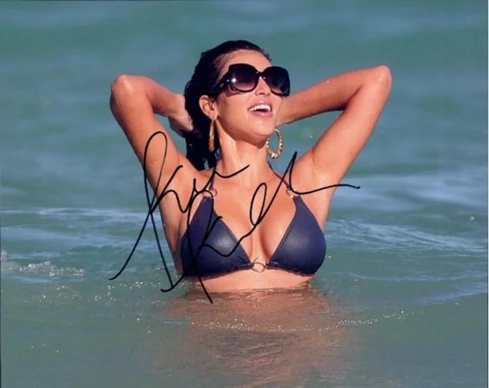 Kim Kardashian autograph