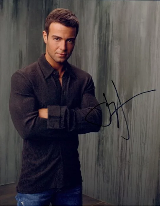 Joey Lawrence autograph