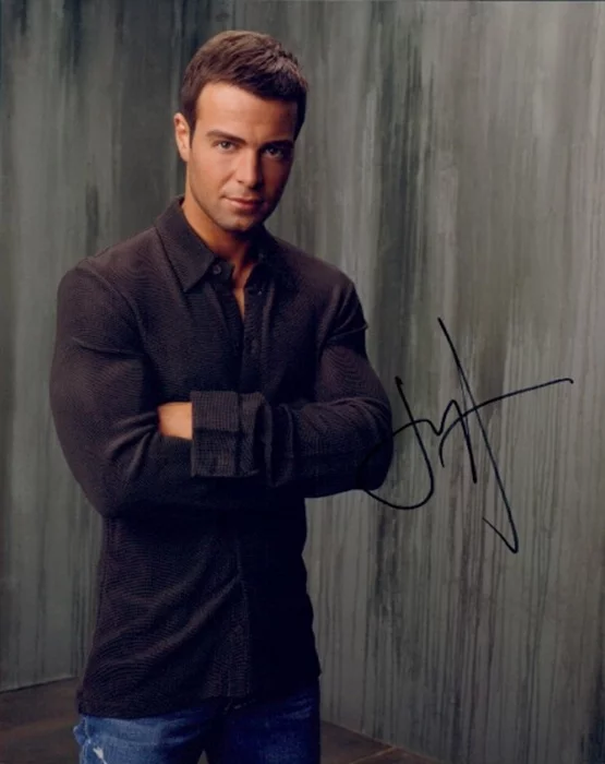 Joey Lawrence autograph