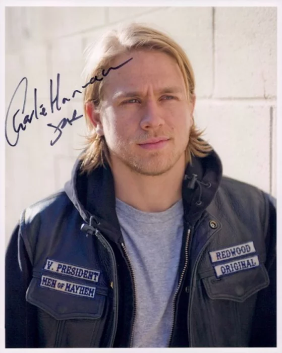 Charlie Hunnam autograph