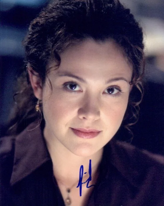 Reiko Aylesworth autograph