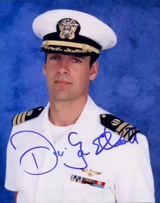 David James Elliott autograph
