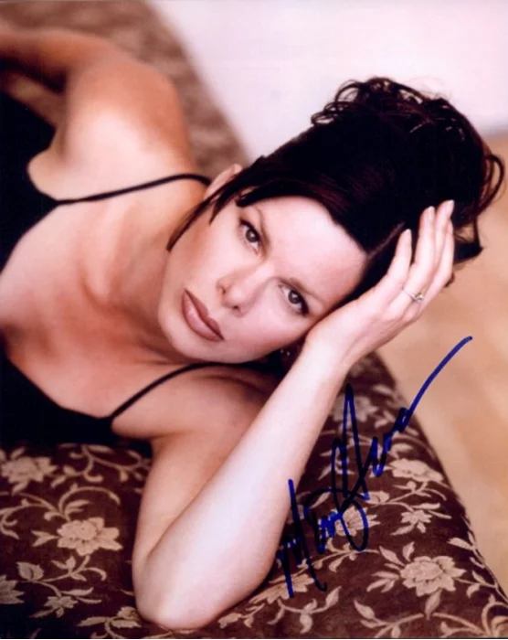 Marcia Gay Harden autograph