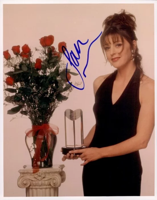 Jane Leeves autograph