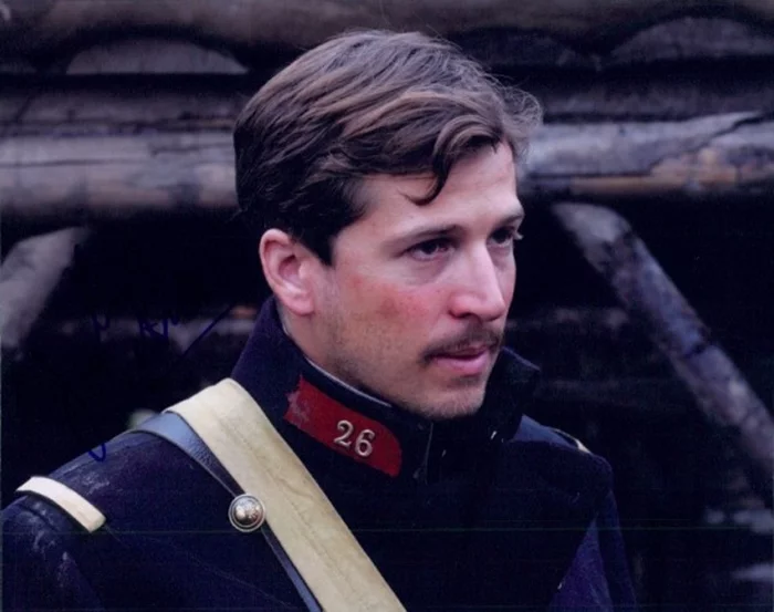Guillaume Canet autograph