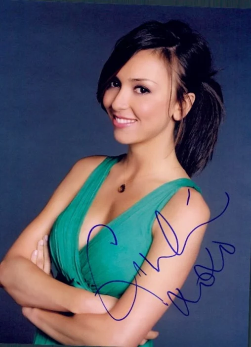 Giuliana Rancic autograph