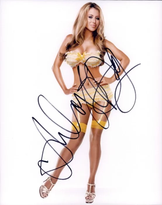 Aubrey O'Day autograph