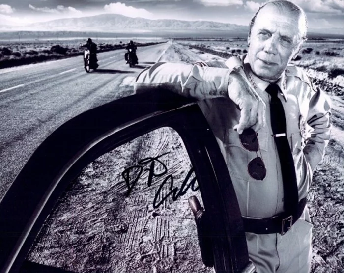 Dayton Callie autograph