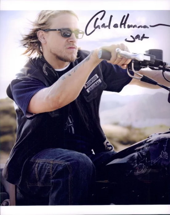 Charlie Hunnam autograph