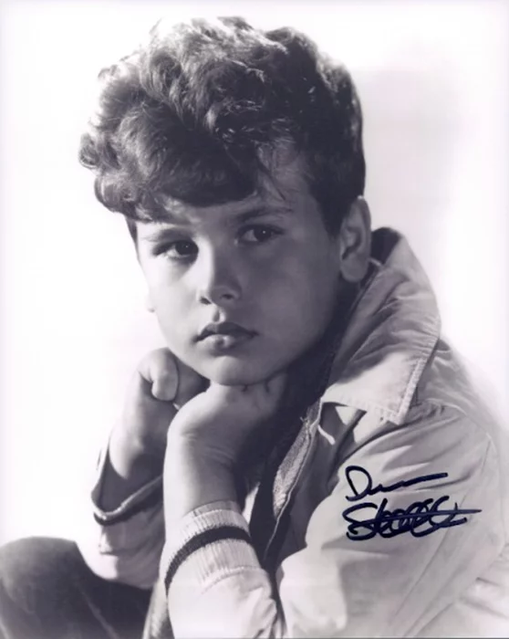 Dean Stockwell autograph