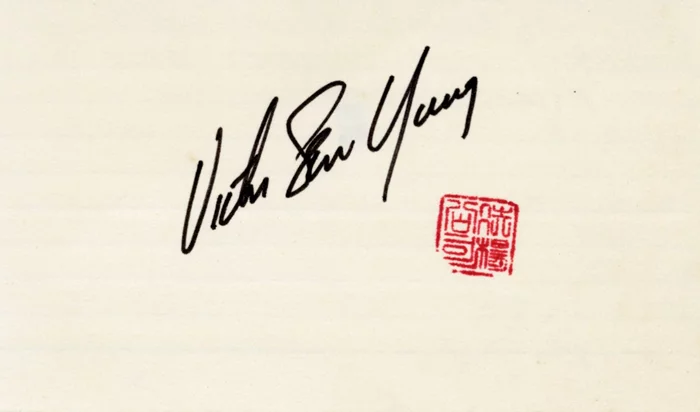 Victor Sen Yung autograph