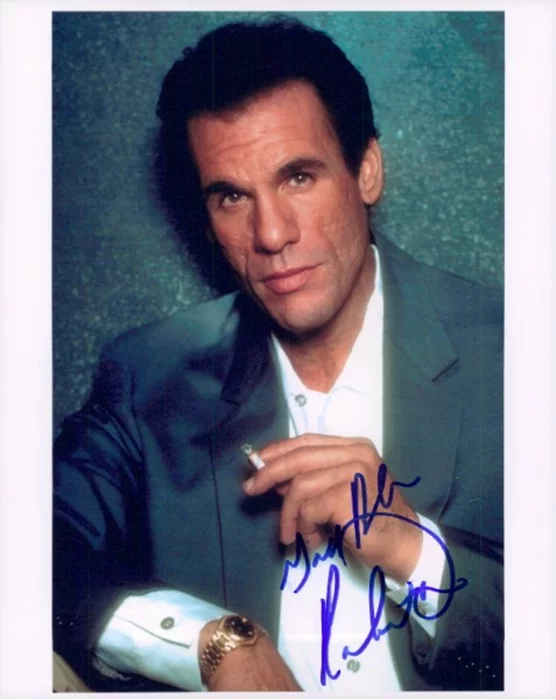 Robert Davi autograph