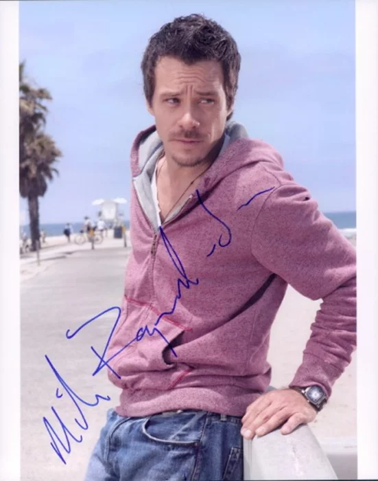 Michael Raymond-James autograph