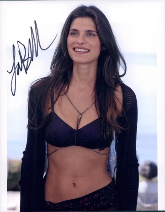 Lake Bell autograph