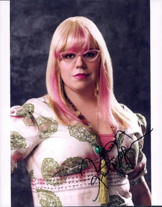 Kirsten Vangsness autograph