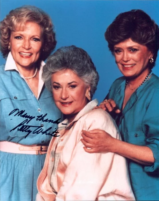 Betty White autograph