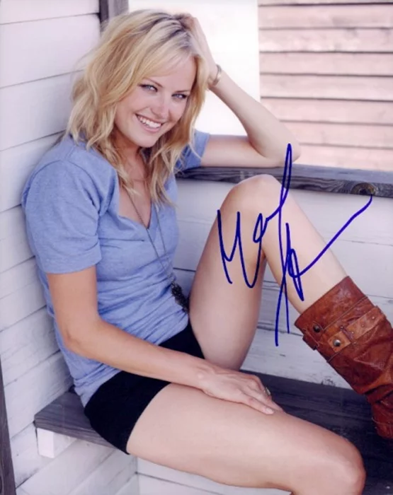 Malin Akerman autograph