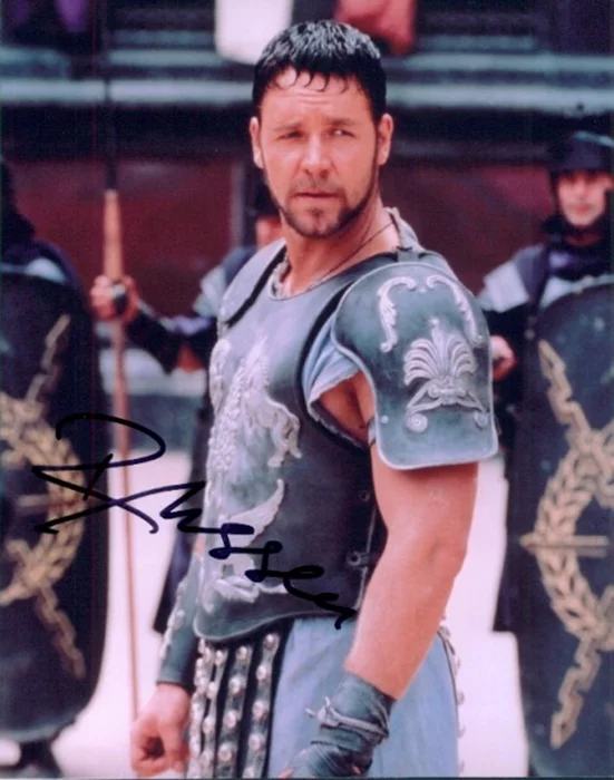 Russell Crowe autograph