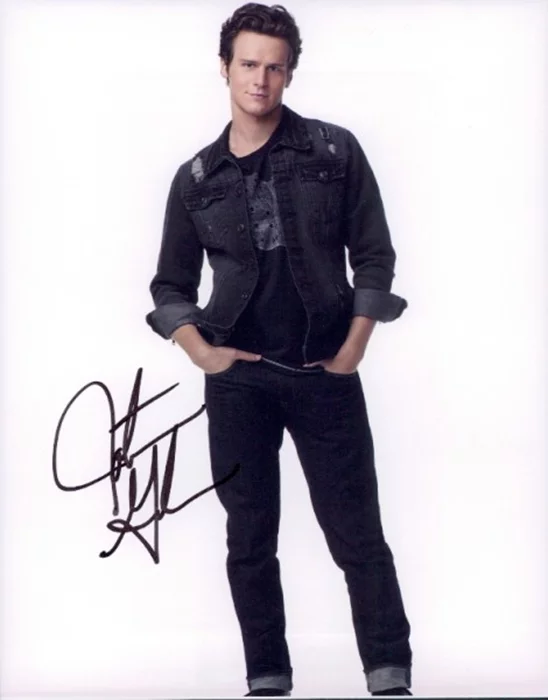 Jonathan Groff autograph