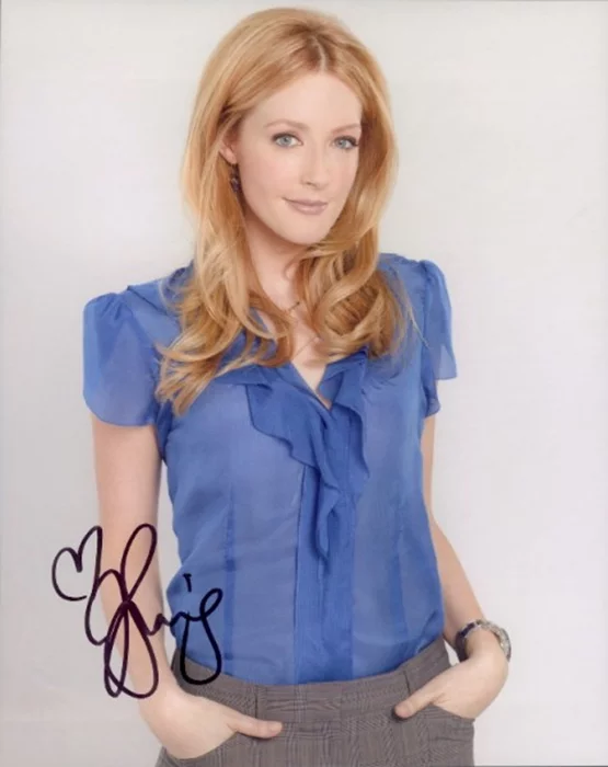 Jennifer Finnigan autograph