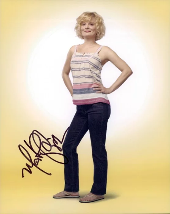 Martha Plimpton autograph