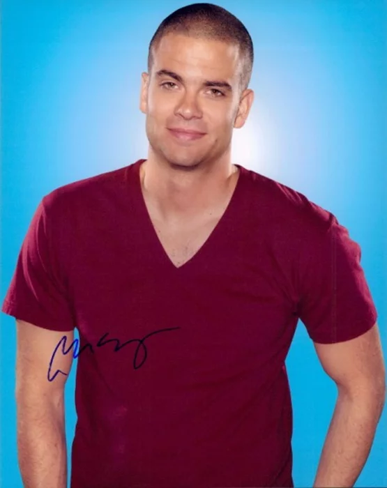 Mark Salling autograph