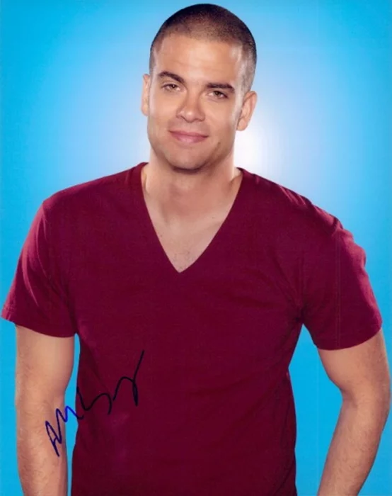 Mark Salling autograph