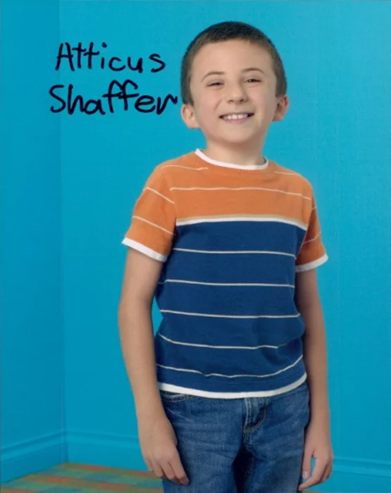 Atticus Shaffer autograph