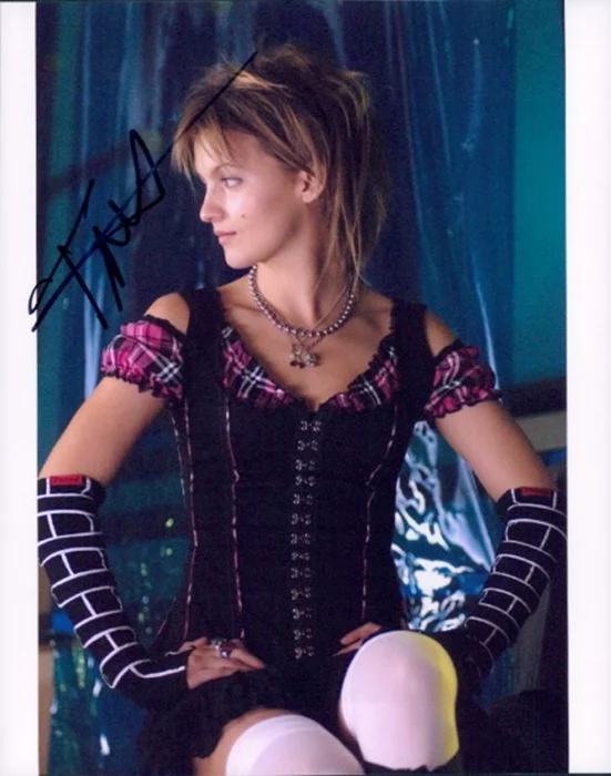 Tanya Fischer autograph