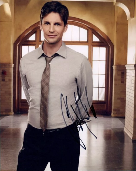 Gale Harold autograph