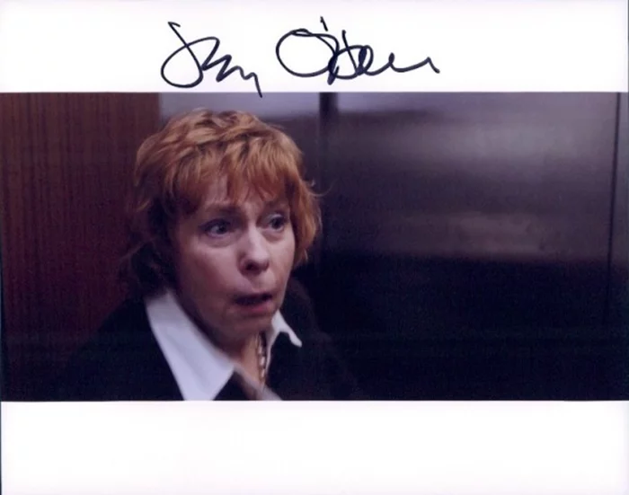 Jenny  O'Hara autograph