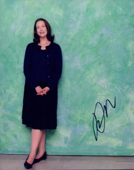 Harriet Samson Harris autograph
