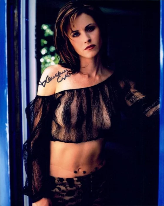 Courteney Cox autograph
