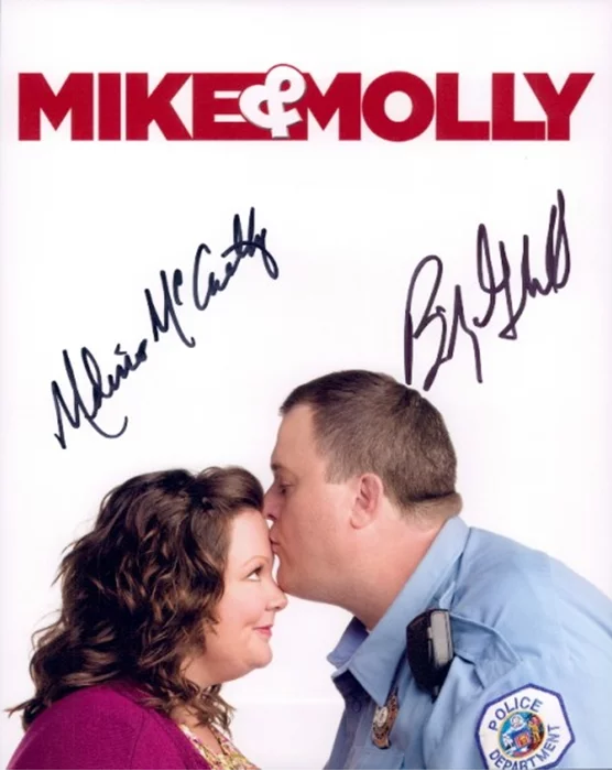 Mike & Molly autograph