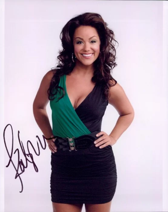 Katy Mixon autograph