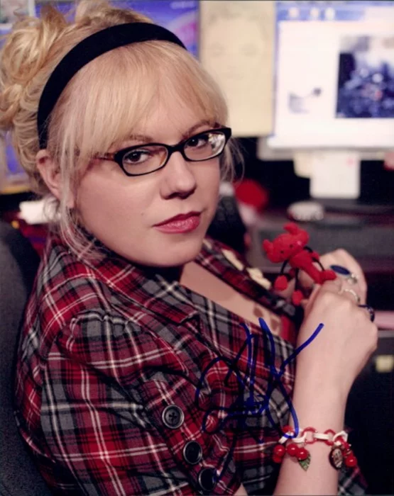 Kirsten Vangsness autograph