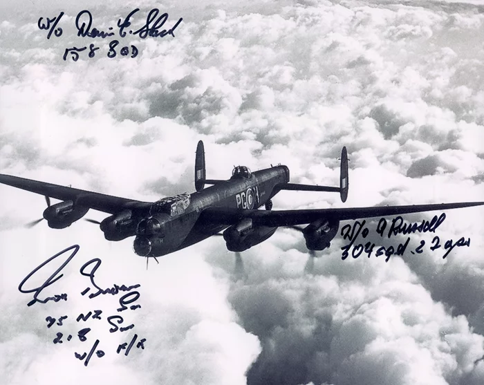 WW II Lancaster Bomber Pilots autograph