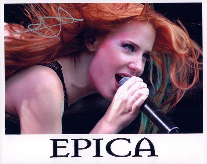 Simone Simons autograph