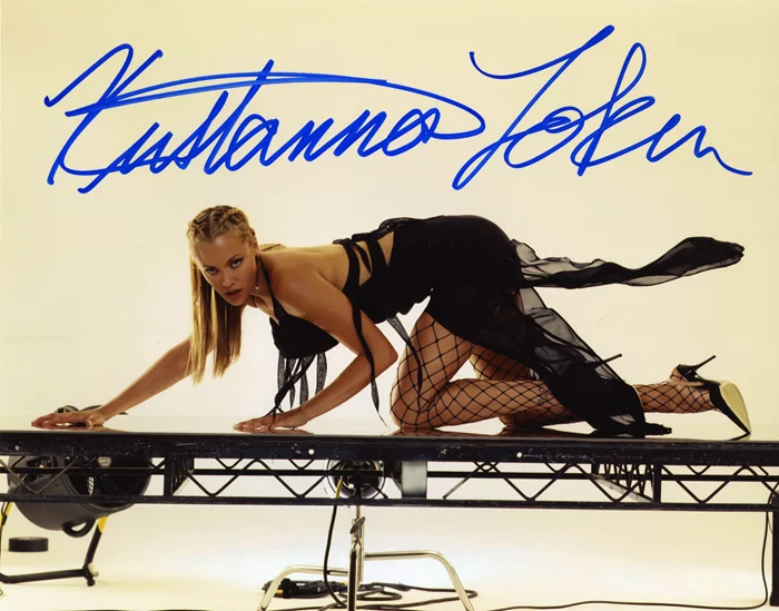Kristanna Loken autograph
