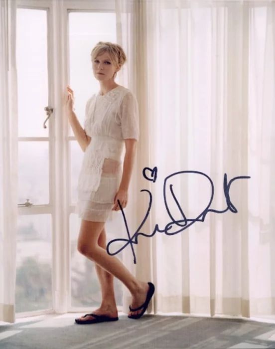 Kirsten Dunst autograph