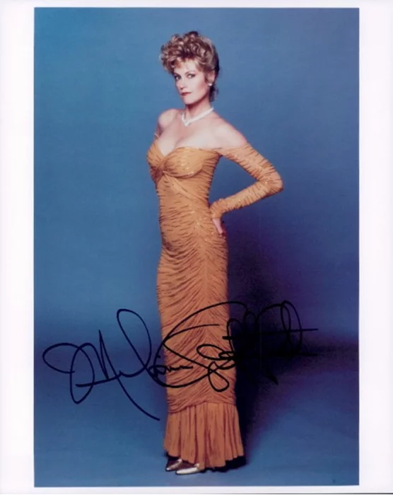 Melanie Griffith autograph